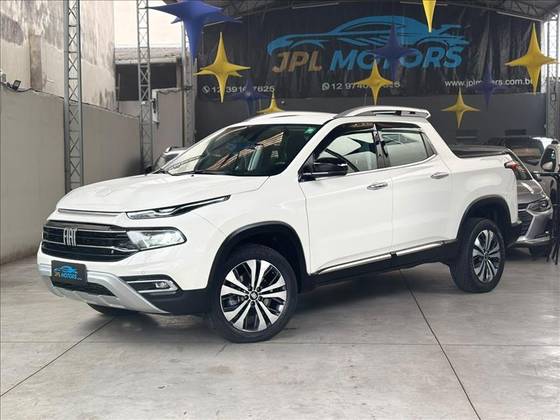 FIAT TORO 2.0 16V TURBO DIESEL VOLCANO 4WD AT9